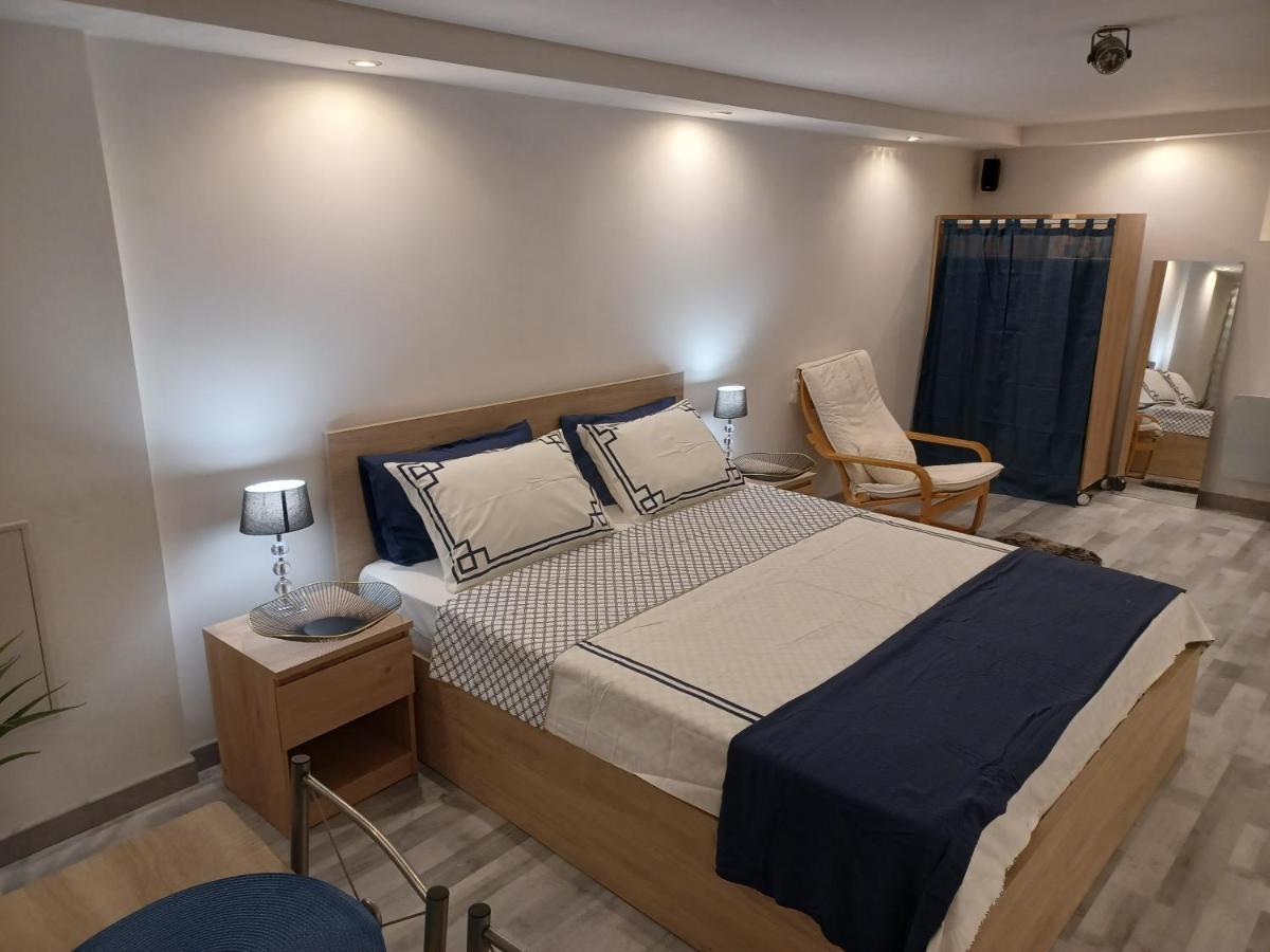 Tres Bel Appartement Type Loft De 40 M2 Dans Maison Avec Parking Privatif Lingolsheim Exterior photo